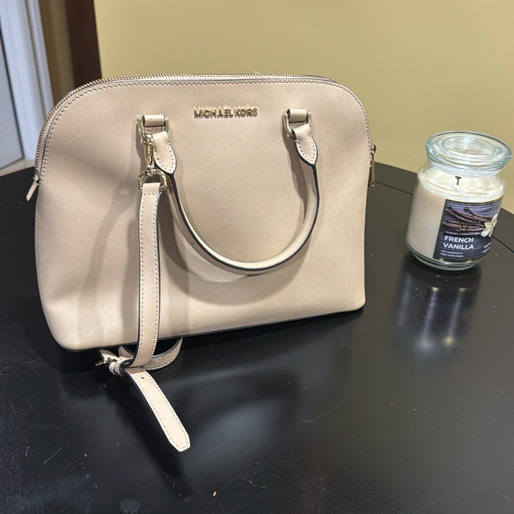 Michael Kors medium tote bag